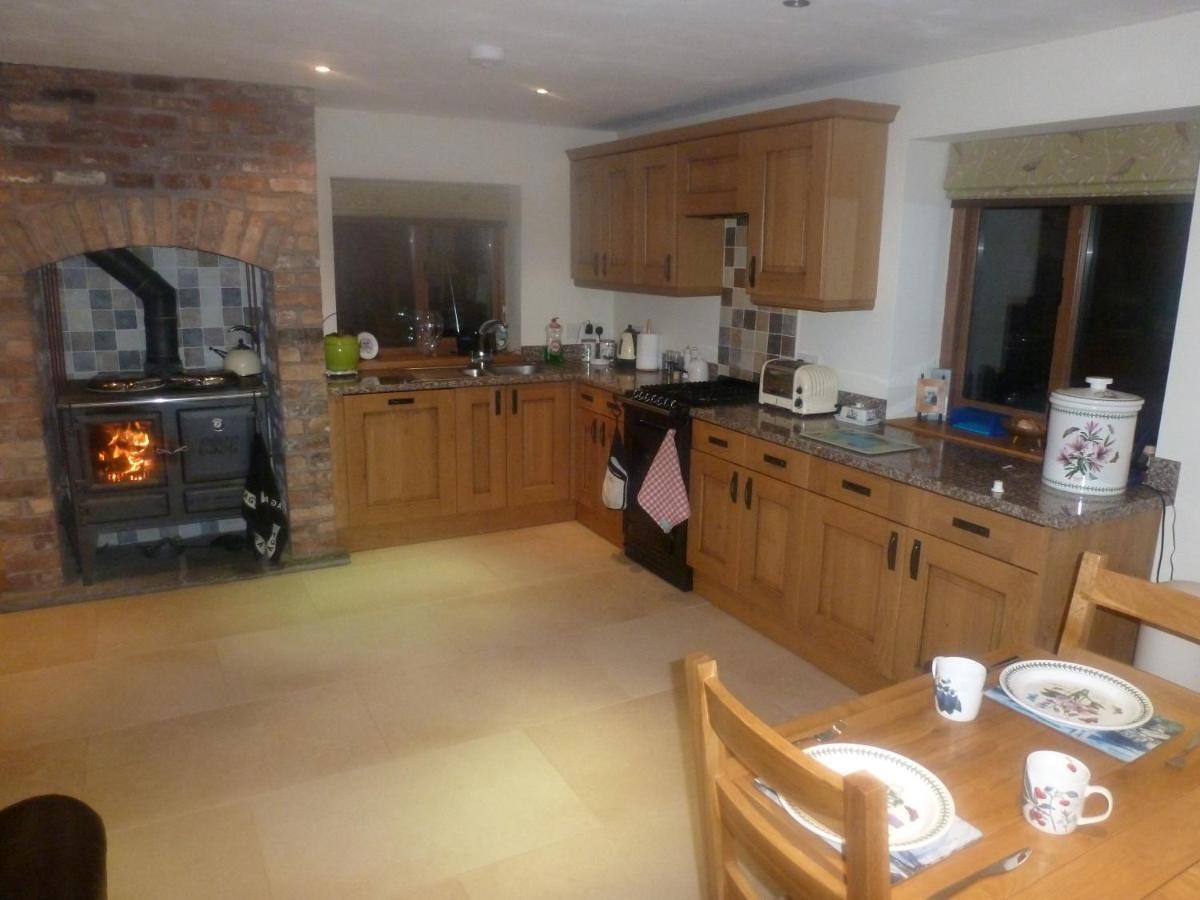Mile House Barn Bed & Breakfast Nantwich Ngoại thất bức ảnh